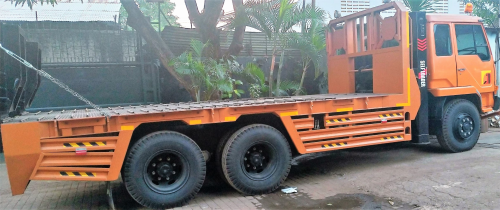 Jasa Penyedia  Karoseri truk self loader  di Banjarmasin 