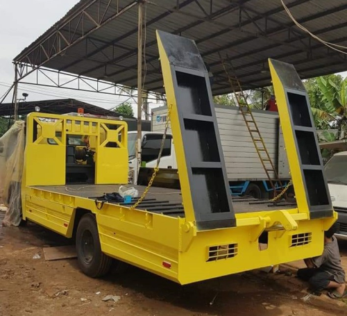 Harga  Karoseri truk self loader  di Tangerang 